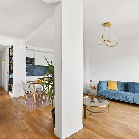 Bright & Quiet 3br With Balconies In 11th París